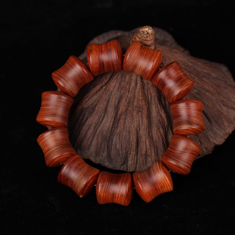 翟天临亮相中国公益节 三度荣获年度公益人物殊荣【b体育】(图1) 必一